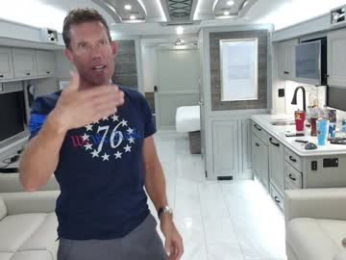 wildwifebarbie chaturbate stream image