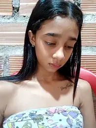 Zoe_Sweett18 stripchat stream image