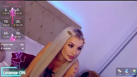 CelyneMay stripchat stream image