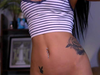 KairaAndrews bongacams stream image