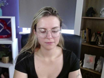 Soft-Zoey bongacams stream image