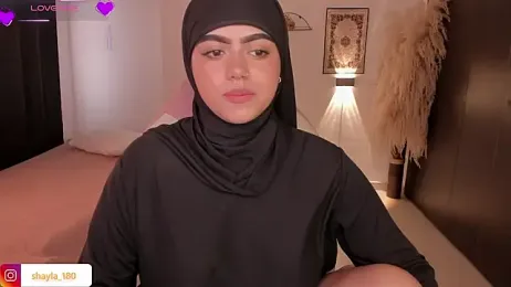 shayla_18 stripchat stream image