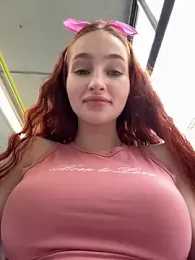 SnappyHappy stripchat stream image