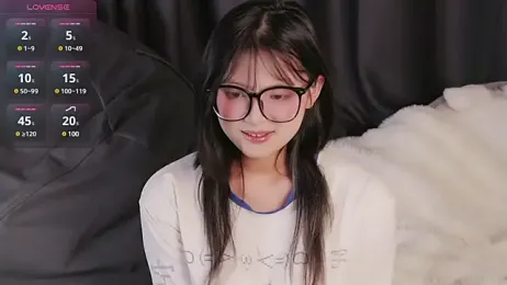 Yu_UwU_ stripchat stream image