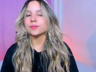 vaiolet-rose camsoda stream image