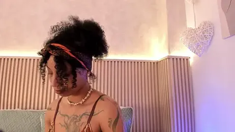 daiana_curly stripchat stream image