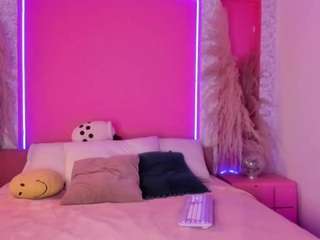 emyliesander camsoda stream image