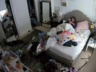 voyeurcam-hornyhostel-02 camsoda stream image