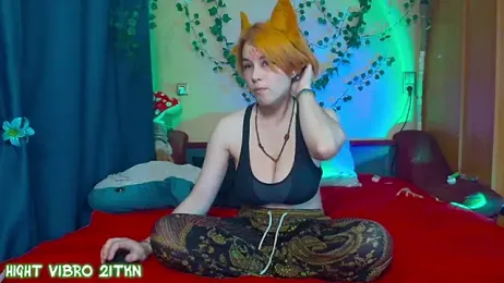 TrickyKitsune stripchat stream image
