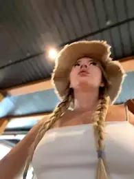 NewLale stripchat stream image