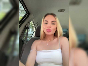 LedyMiya bongacams stream image