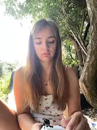 Night_dreams stripchat stream image