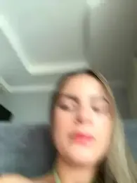 emiss_ stripchat stream image