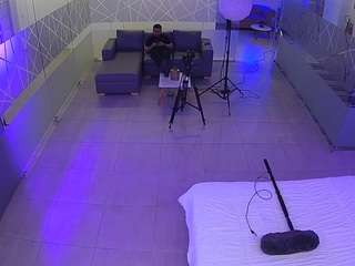 voyeurcam-jb-office-2 camsoda stream image