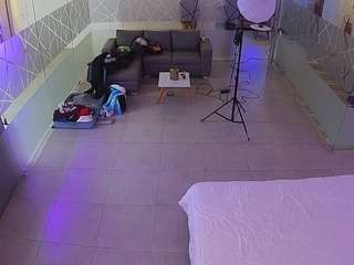 voyeurcam-jb-office-2 camsoda stream image