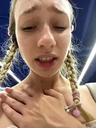 Lia__Love stripchat stream image