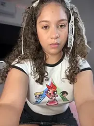 Shara_dreams stripchat stream image