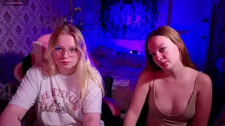 Radiants_two stripchat stream image