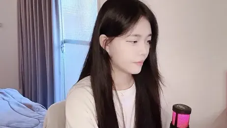 Qaz42799 stripchat stream image