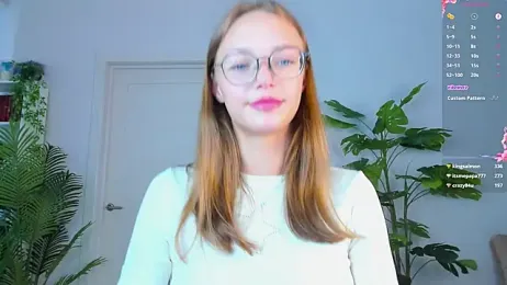 Sweet_Piece stripchat stream image