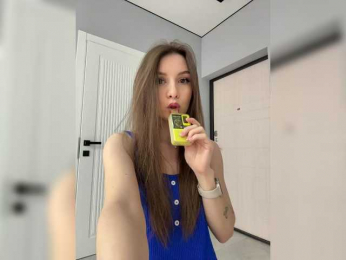 Malyshkaaa bongacams stream image