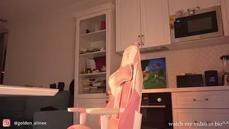 Golden_Aline stripchat stream image