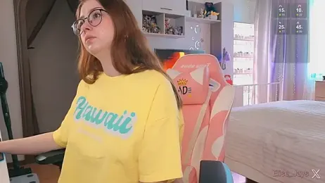 elisejays stripchat stream image