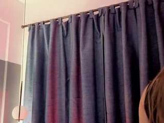 nina-rose camsoda stream image