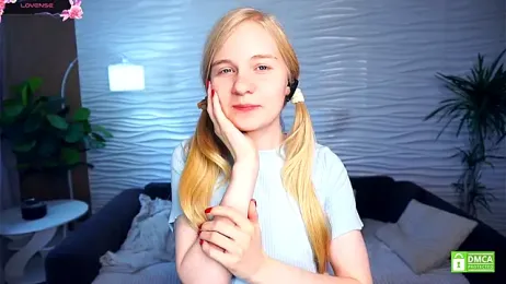 OdelinaFicken stripchat stream image