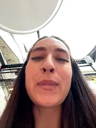 Holly_Play stripchat stream image