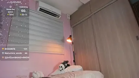 emily_sweett24 stripchat stream image