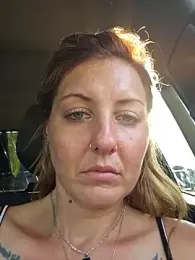 SheIsSomething stripchat stream image