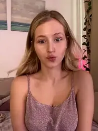 LunaRase stripchat stream image