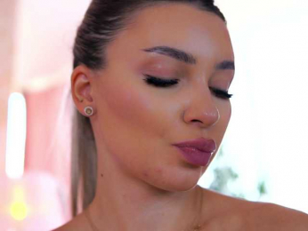 ArtTeasee bongacams stream image