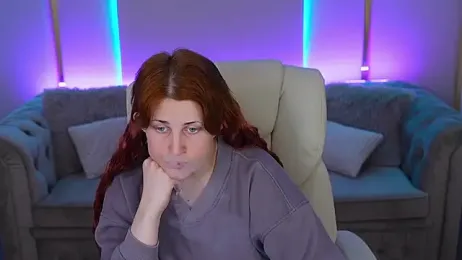 FoxyRayy stripchat stream image