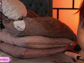 shiny-lily bongacams stream image