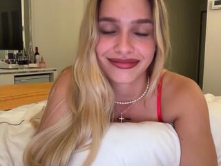 Maci Reynolds flirt4free stream image