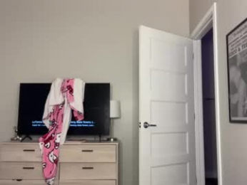 lilbbyliv chaturbate stream image