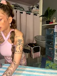 Chachou000 stripchat stream image