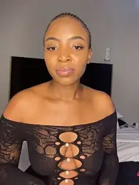 ThickBaddieSA stripchat stream image