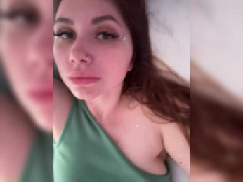 Girls-Leia bongacams stream image