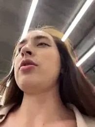 Holly_Play stripchat stream image