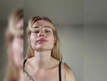 VladaMais bongacams stream image