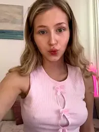 LunaRase stripchat stream image