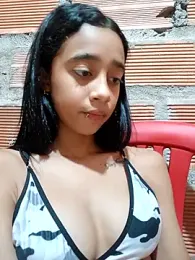 Zoe_Sweett18 stripchat stream image