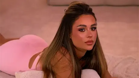 YasmineShaw stripchat stream image