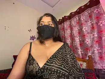 LouleyRanii stripchat stream image