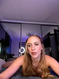 AlyaSeduce stripchat stream image