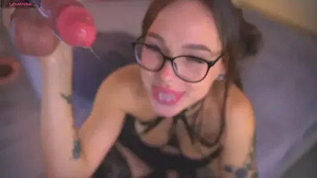 Bllowjoyy stripchat stream image