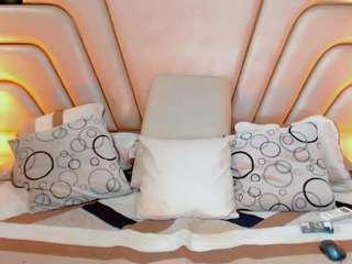 tiifany-hot01 camsoda stream image